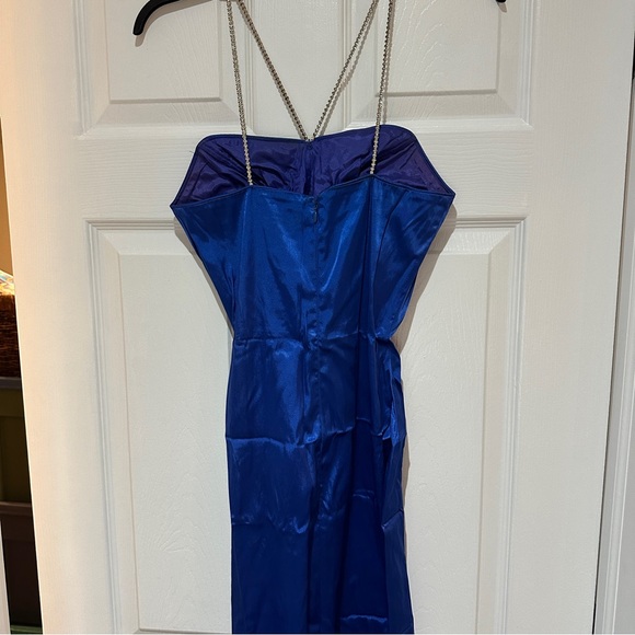 Blue evening gown - Picture 4 of 5